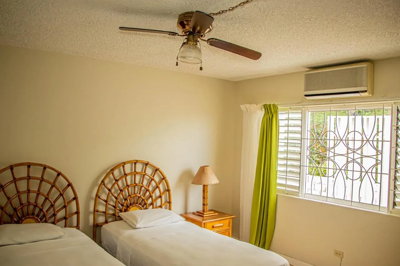 The Whytehouse Villa Montego Bay 0*,  Jamaika